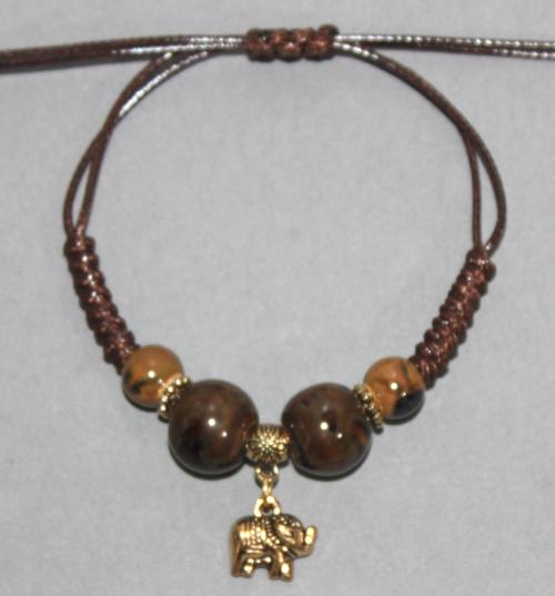 Bracelet ajustable avec perles et breloques N°145
